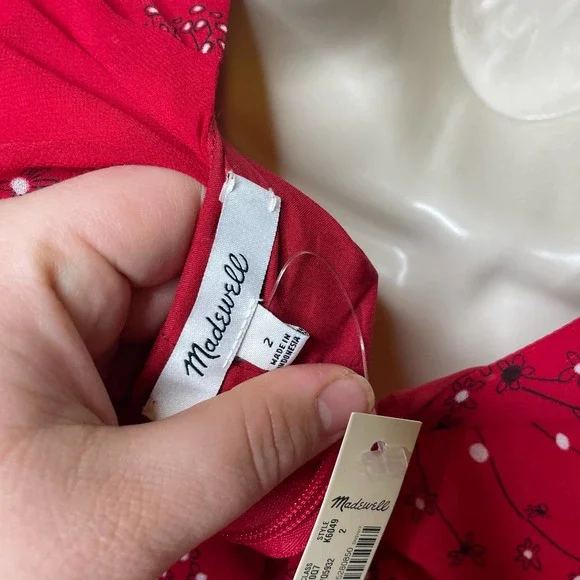 Madewell Hazelwood Wrap-Front Mini Dress in Windswept Floral size 2 - Picture 3 of 11